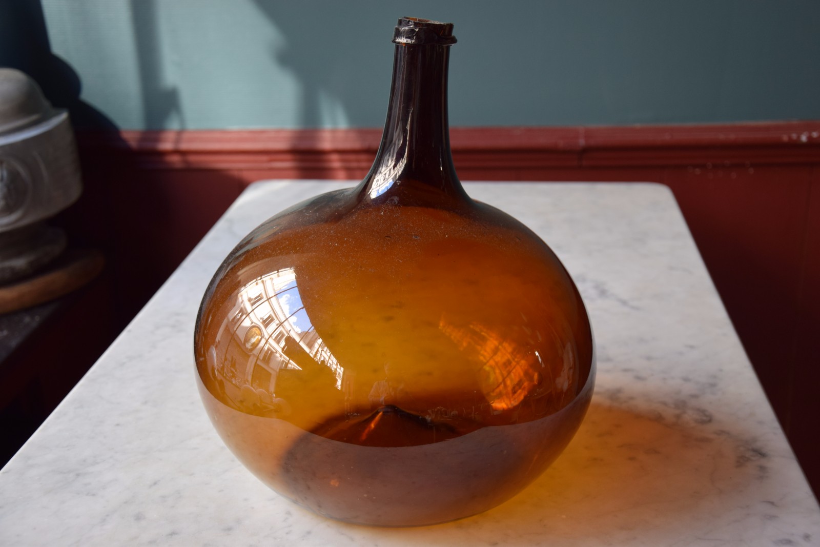 Dame Jeanne en verre ambré soufflé - L'atelier Belle Lurette, Rénovation de  meubles vintage
