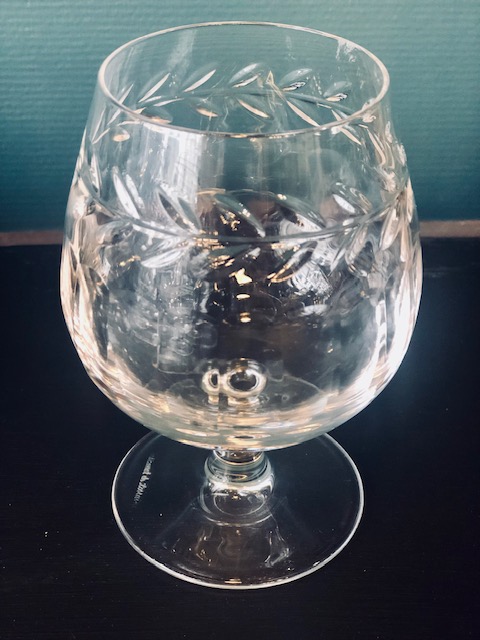 6 verres à cognac en cristal ciselé