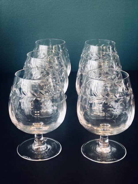 6 verres à cognac en cristal ciselé