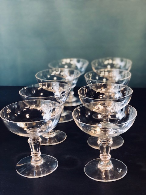 8 coupes à champagne en cristal