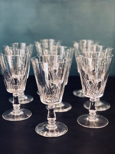 8-verres-a-vin-cristal-saint-louis-ancien-brocmartel-paris-brocante-art-de-la-table