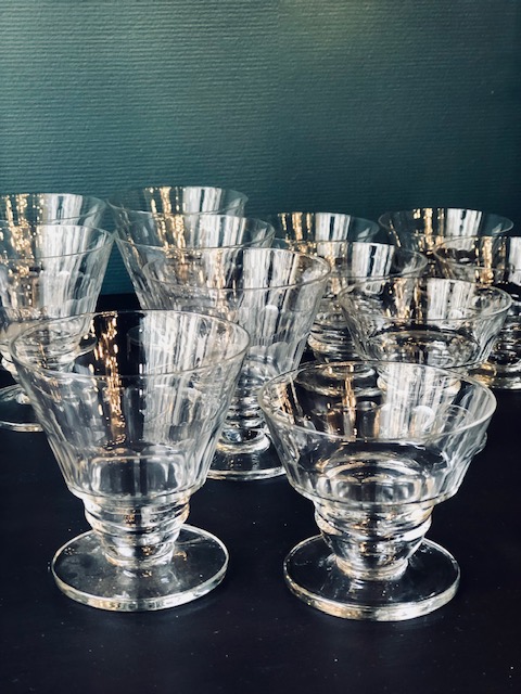 Service de 12 verres Art déco 